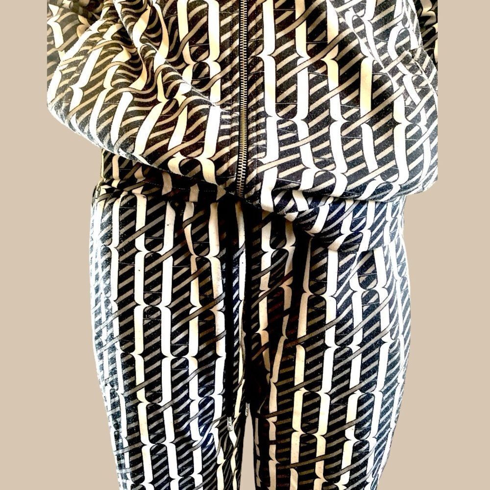 Designer 2-piece Athleisure Tracksuit - Picture 3 of 8